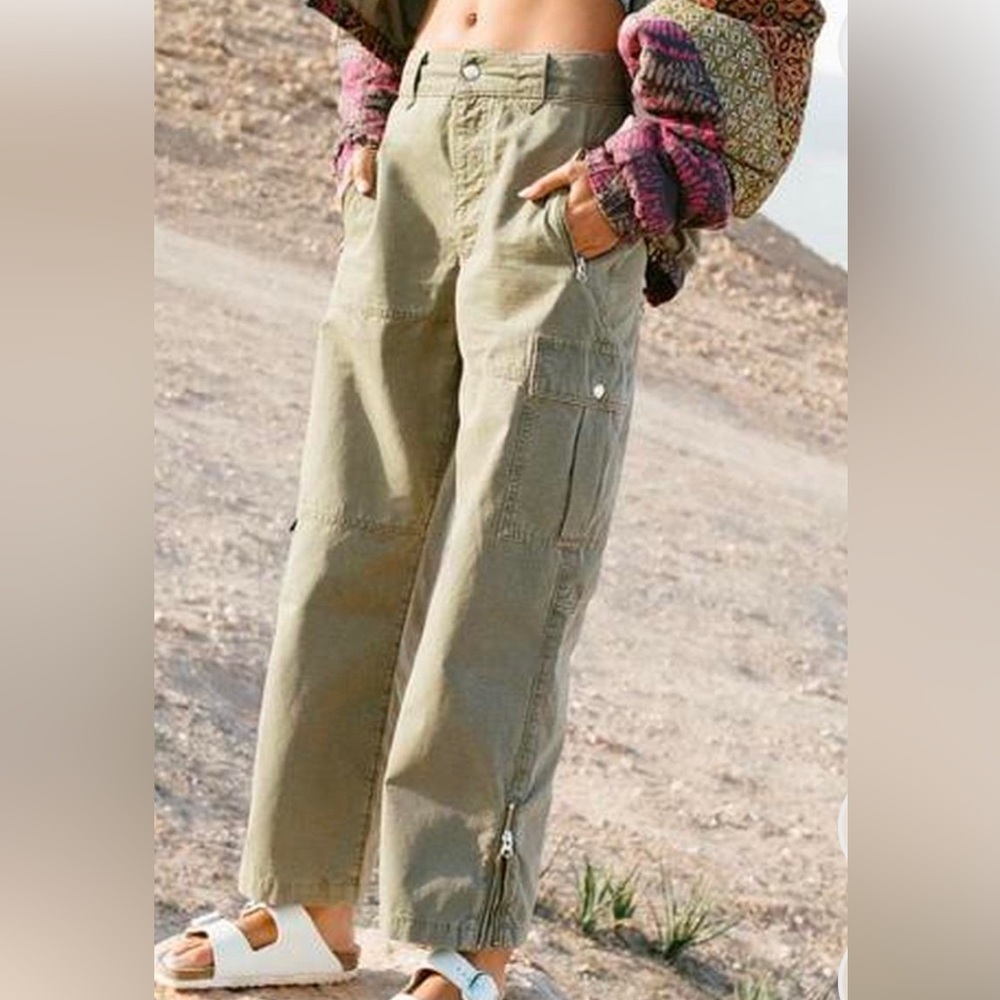 Urban Outfitters Women’s Simone Cotton Ripstop Cargo Pants Size 4